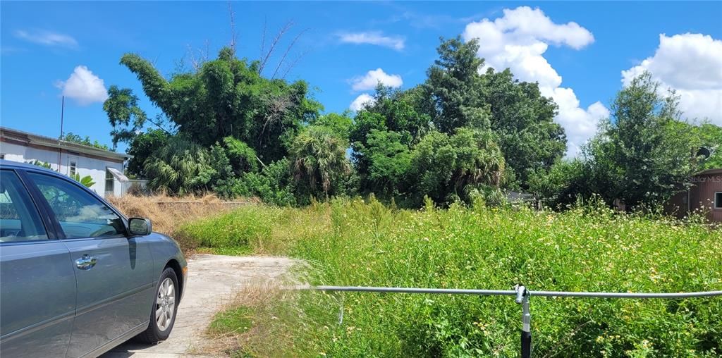 На продажу: $112,000 (0.16 acres)
