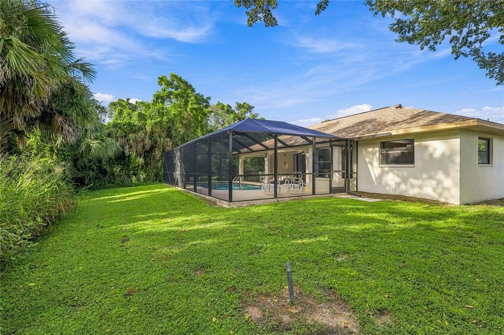 Activo con contrato: $304,900 (3 camas, 2 baños, 1462 Pies cuadrados)