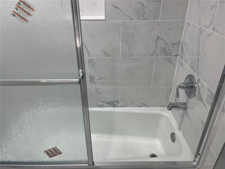 For Rent: $2,400 (2 beds, 2 baths, 1310 Square Feet)