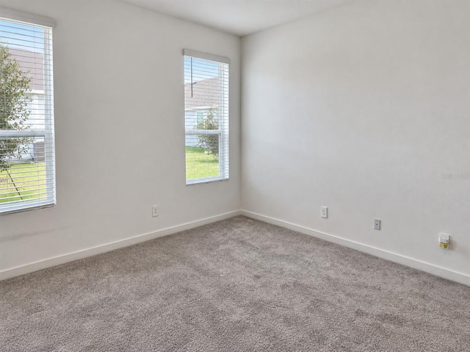 For Rent: $2,500 (3 beds, 2 baths, 1850 Square Feet)