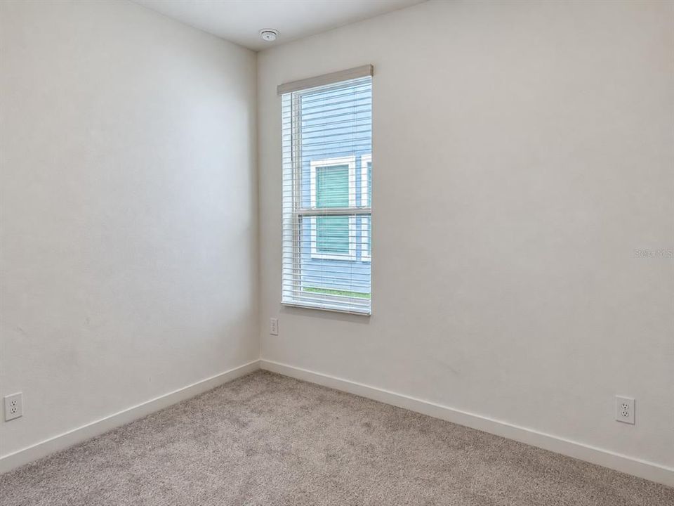 For Rent: $2,500 (3 beds, 2 baths, 1850 Square Feet)