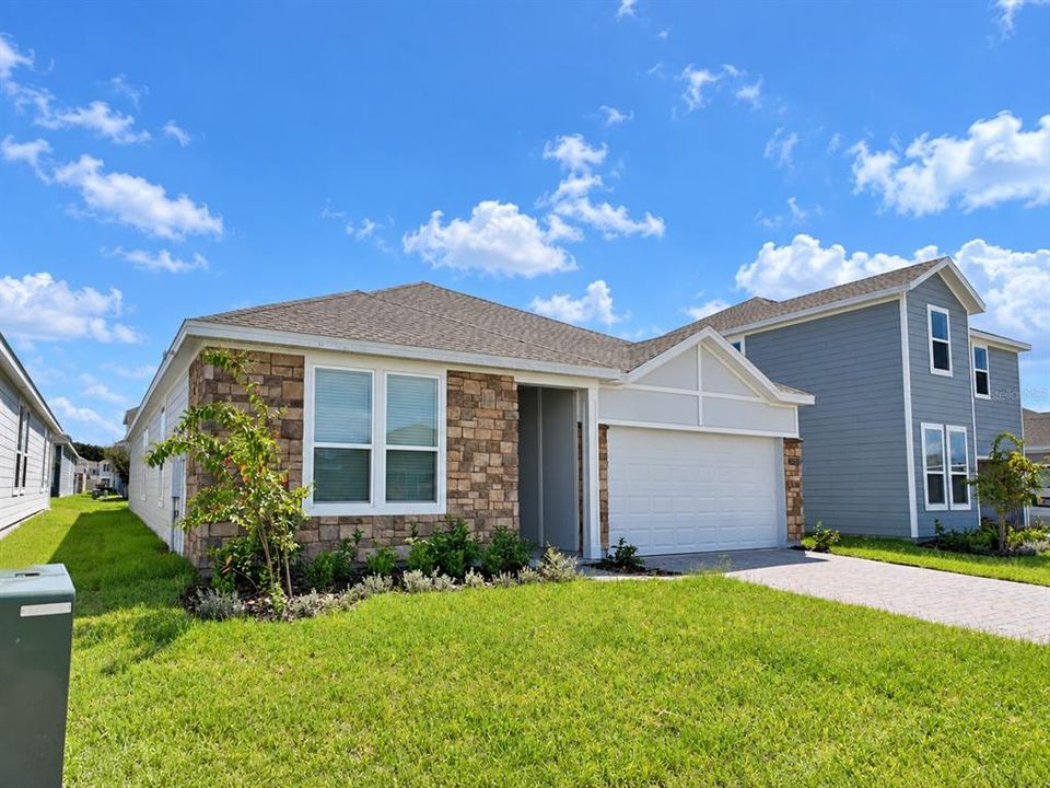 For Rent: $2,500 (3 beds, 2 baths, 1850 Square Feet)