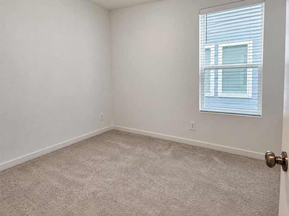 For Rent: $2,500 (3 beds, 2 baths, 1850 Square Feet)