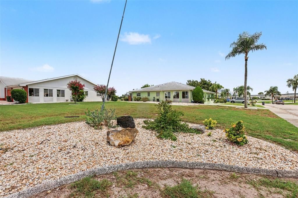 En Venta: $295,000 (2 camas, 2 baños, 1815 Pies cuadrados)