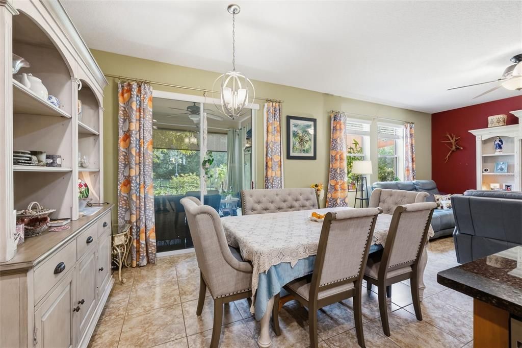 En Venta: $319,900 (3 camas, 2 baños, 1489 Pies cuadrados)