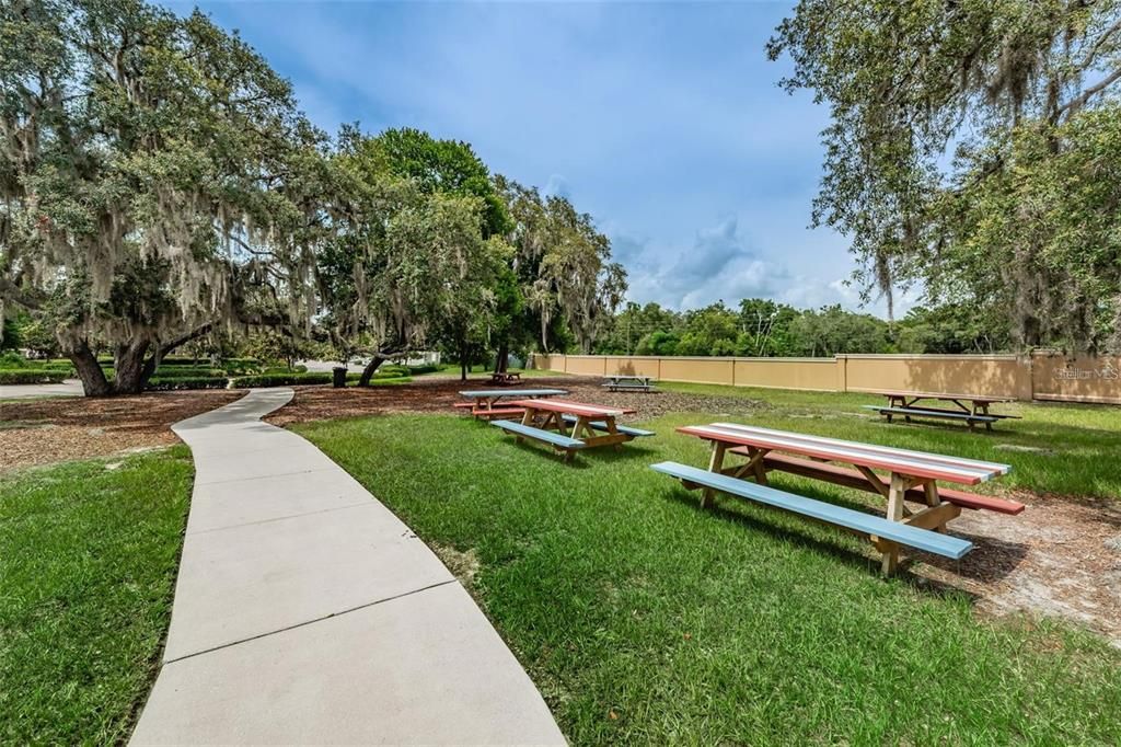 En Venta: $319,900 (3 camas, 2 baños, 1489 Pies cuadrados)