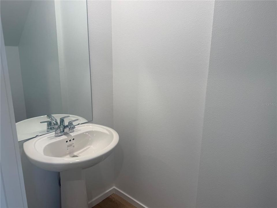 В аренду: $1,875 (3 спален, 2 ванн, 1386 Квадратных фут)