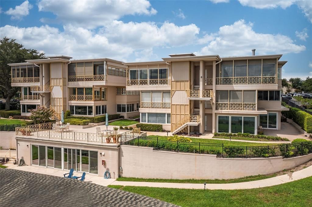 На продажу: $2,475,000 (3 спален, 3 ванн, 2316 Квадратных фут)
