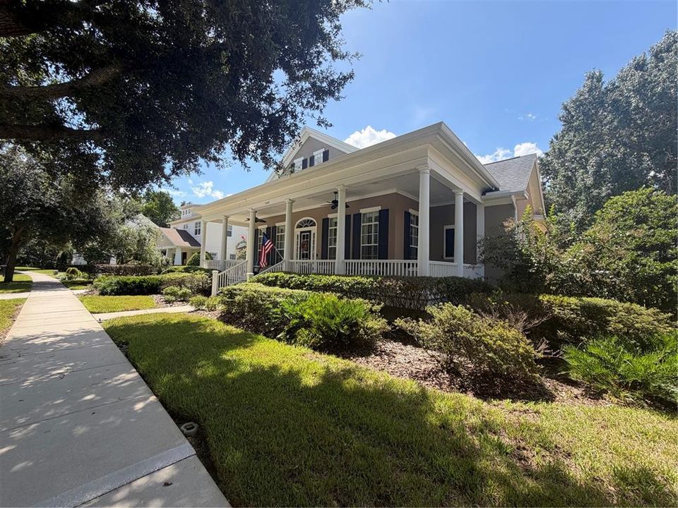 For Sale: $1,775,000 (4 beds, 4 baths, 3720 Square Feet)