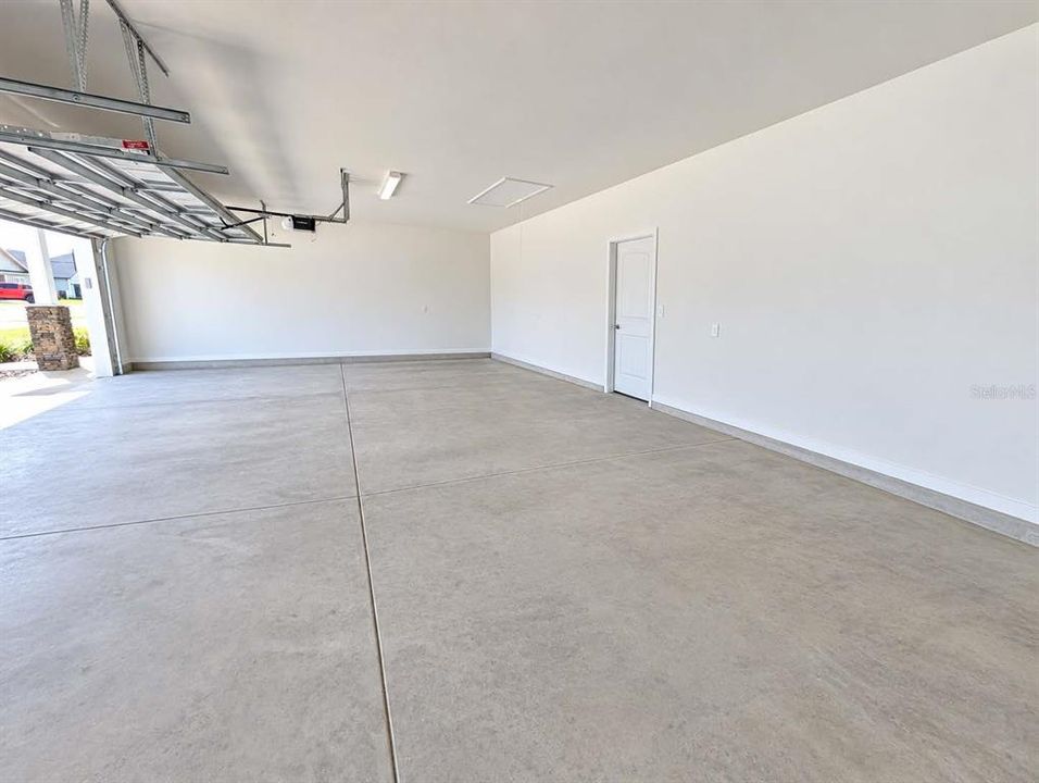 For Sale: $448,000 (3 beds, 2 baths, 2006 Square Feet)