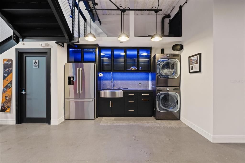 En Venta: $5,295,000 (0 camas, 2 baños, 4575 Pies cuadrados)