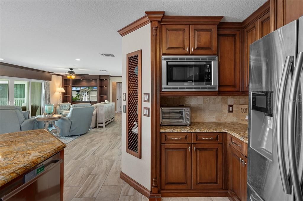 En Venta: $799,900 (3 camas, 2 baños, 2232 Pies cuadrados)
