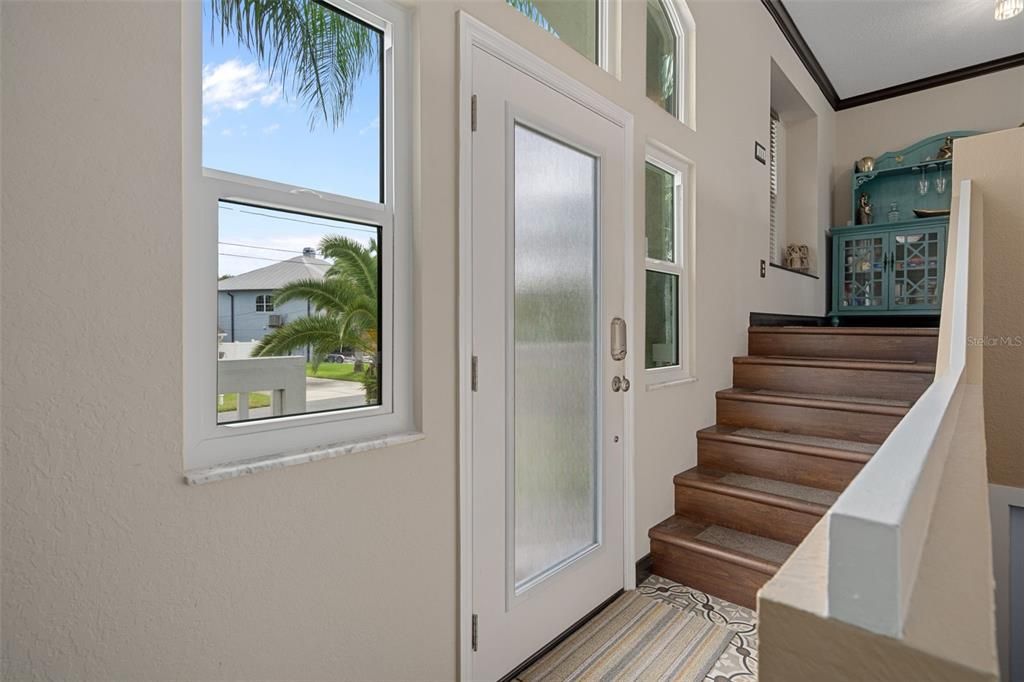 En Venta: $799,900 (3 camas, 2 baños, 2232 Pies cuadrados)