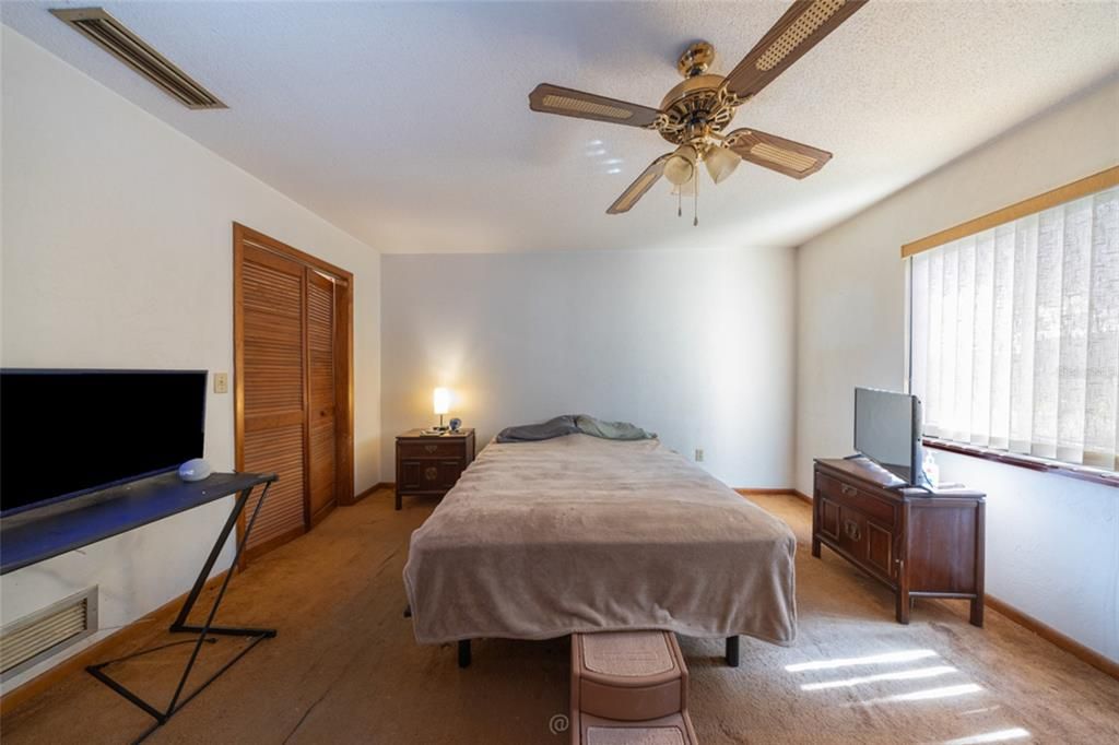 For Sale: $231,000 (3 beds, 2 baths, 1774 Square Feet)
