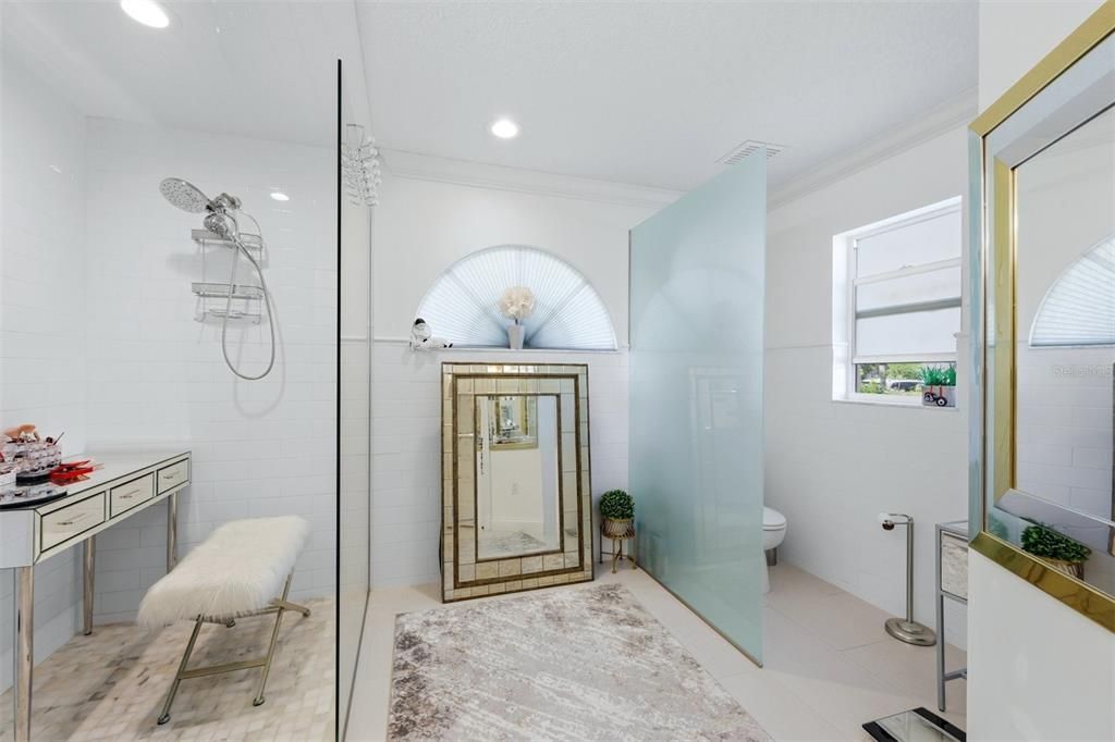 For Sale: $640,000 (3 beds, 2 baths, 2150 Square Feet)