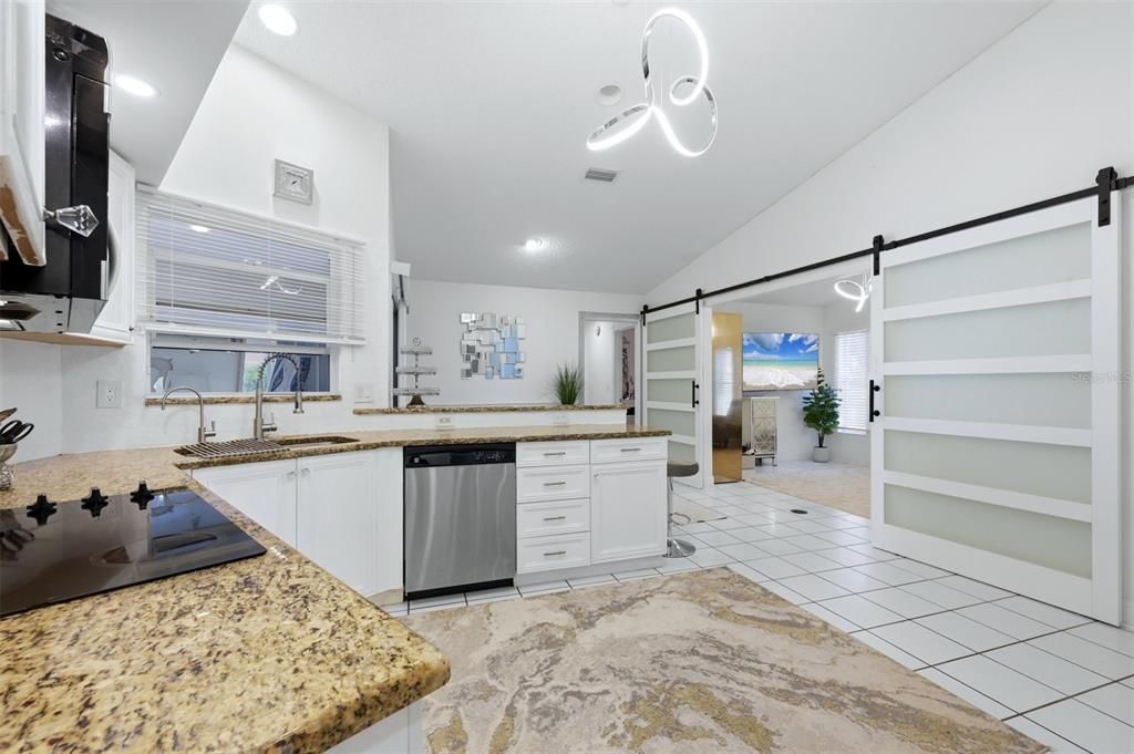 For Sale: $640,000 (3 beds, 2 baths, 2150 Square Feet)
