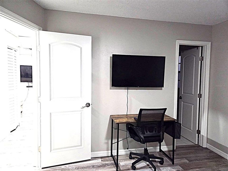 For Rent: $4,000 (4 beds, 3 baths, 1298 Square Feet)