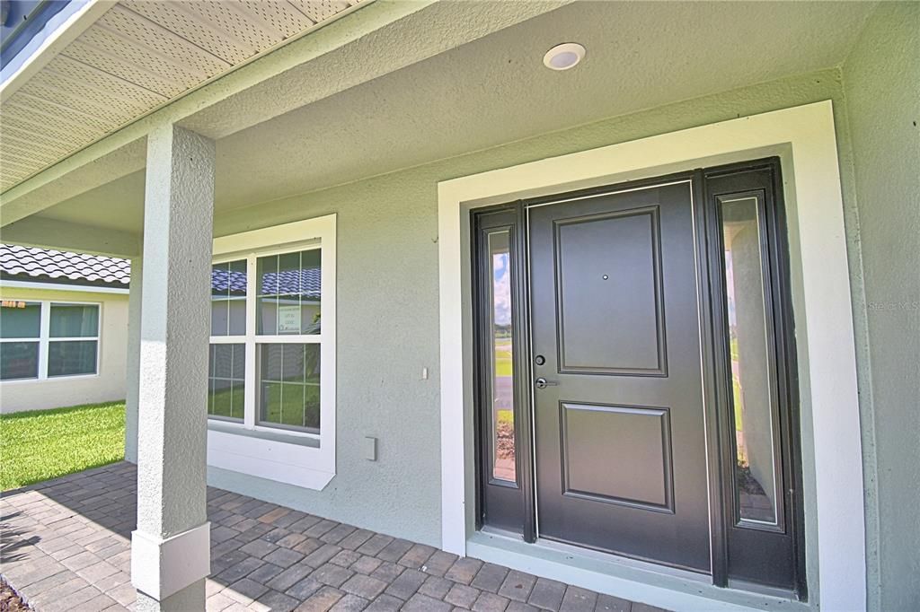 En Venta: $449,665 (4 camas, 3 baños, 2200 Pies cuadrados)