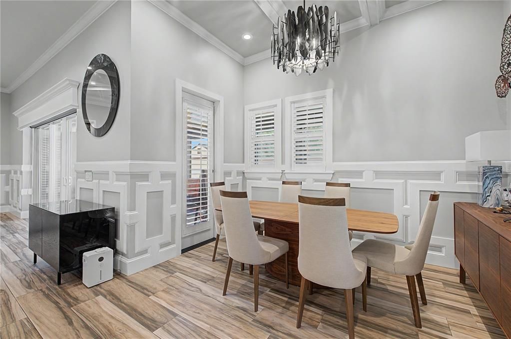 En Venta: $825,000 (3 camas, 3 baños, 2447 Pies cuadrados)