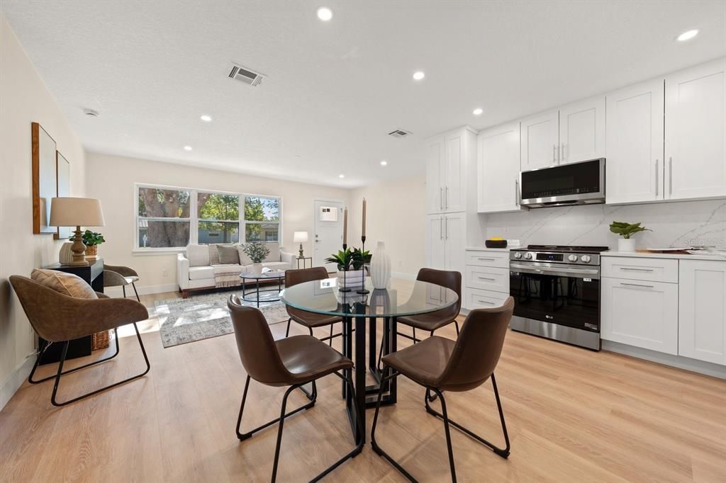 For Sale: $589,000 (3 beds, 2 baths, 1252 Square Feet)