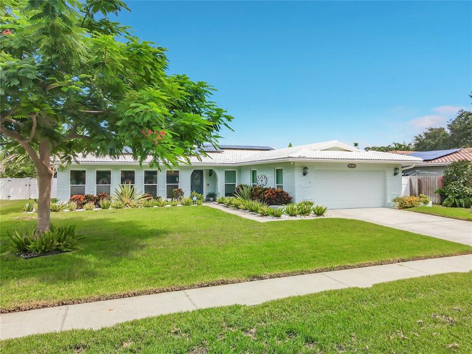 For Sale: $779,000 (4 beds, 3 baths, 2248 Square Feet)