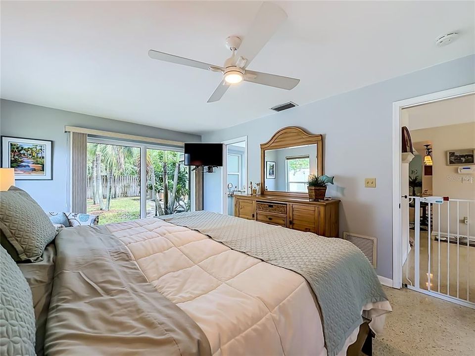 For Sale: $779,000 (4 beds, 3 baths, 2248 Square Feet)