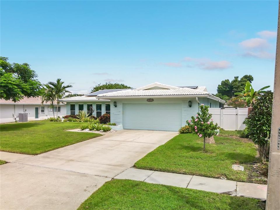 For Sale: $779,000 (4 beds, 3 baths, 2248 Square Feet)