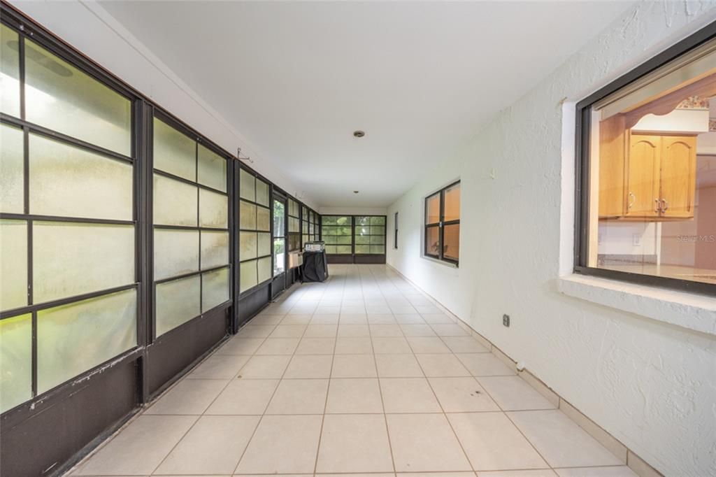 For Sale: $309,000 (3 beds, 2 baths, 1824 Square Feet)