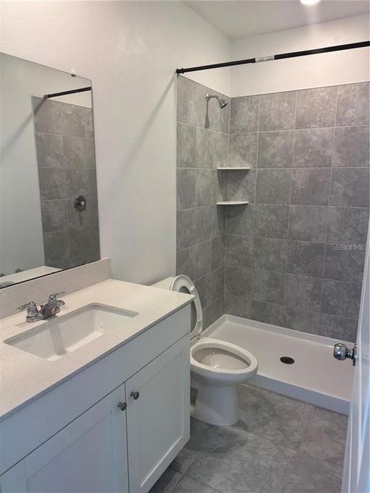 En Renta: $2,500 (4 camas, 3 baños, 2109 Pies cuadrados)