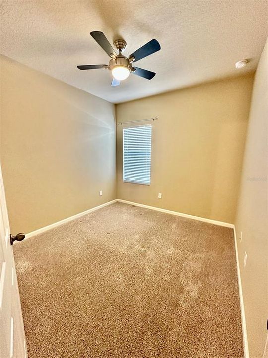For Sale: $529,900 (3 beds, 3 baths, 2571 Square Feet)