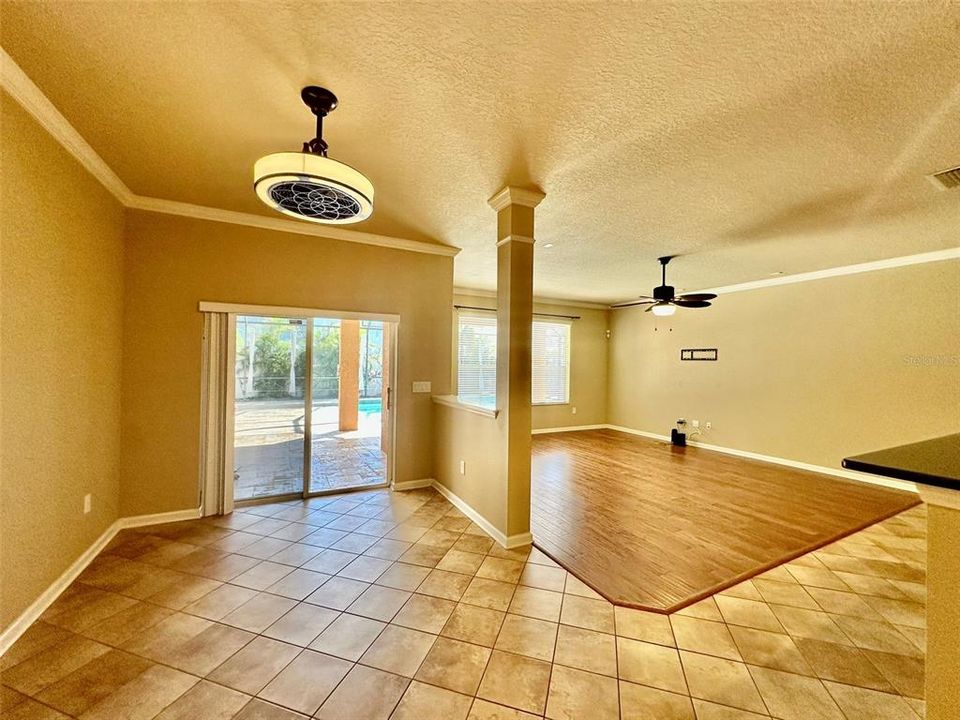 For Sale: $529,900 (3 beds, 3 baths, 2571 Square Feet)