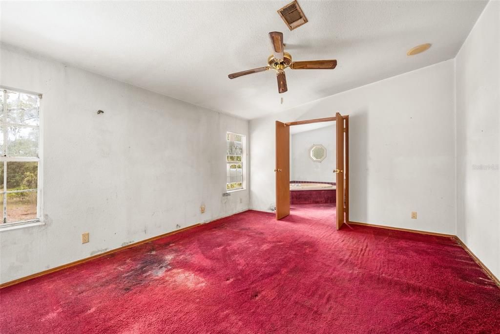 For Sale: $475,000 (3 beds, 2 baths, 1728 Square Feet)