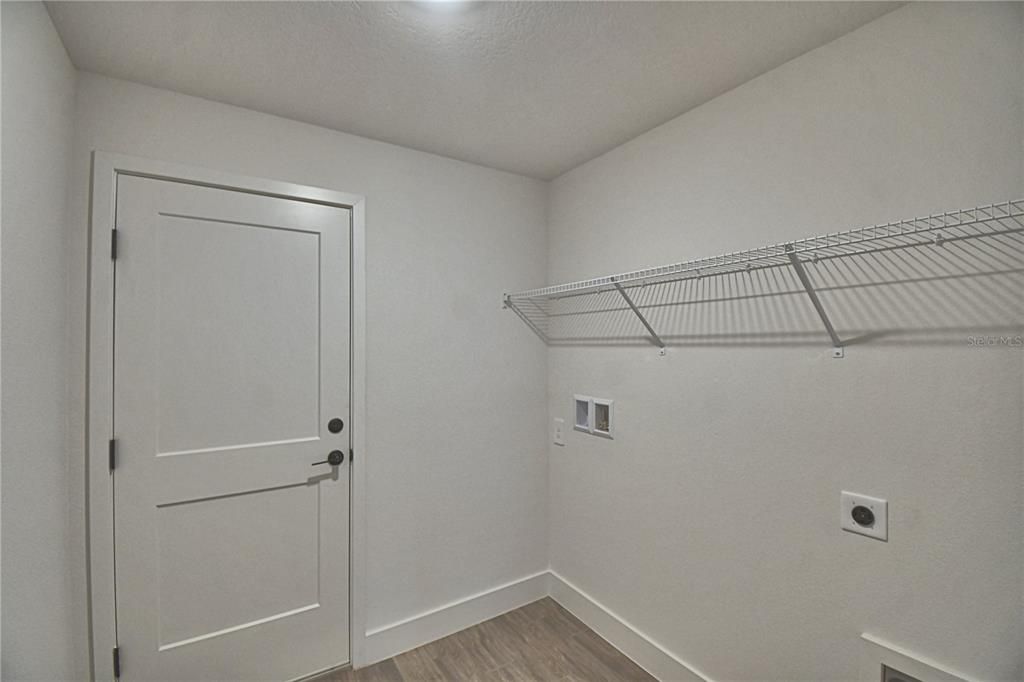 En Venta: $543,792 (4 camas, 3 baños, 2508 Pies cuadrados)