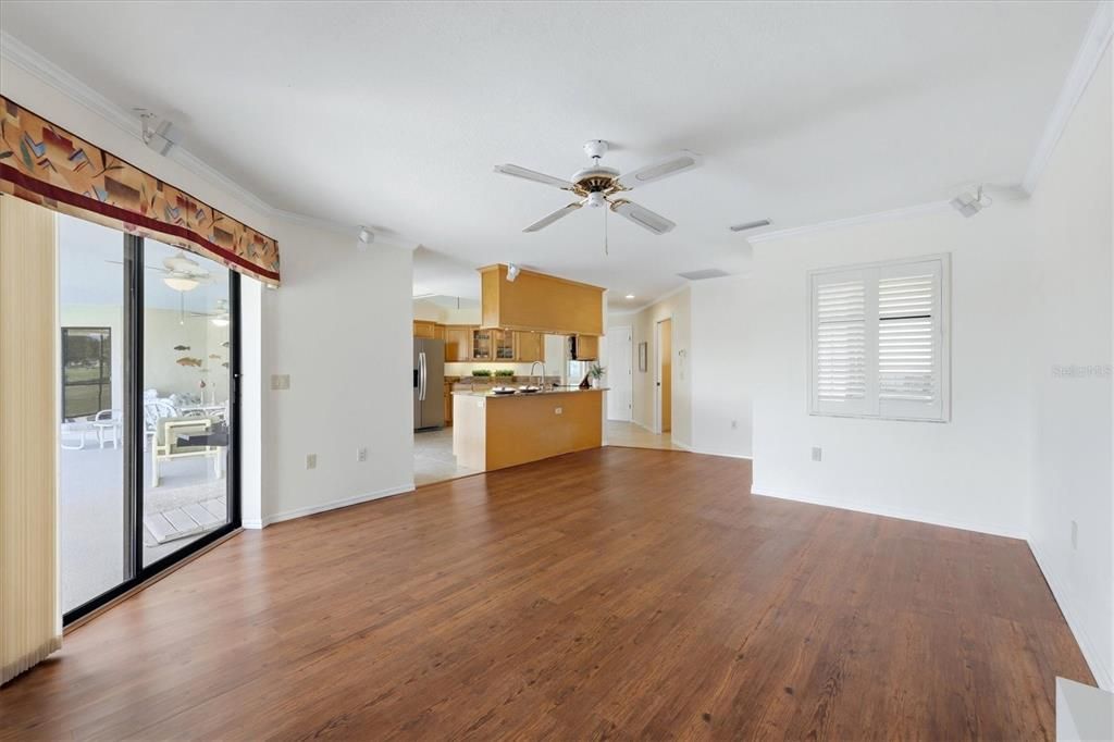 For Sale: $510,000 (2 beds, 3 baths, 2033 Square Feet)