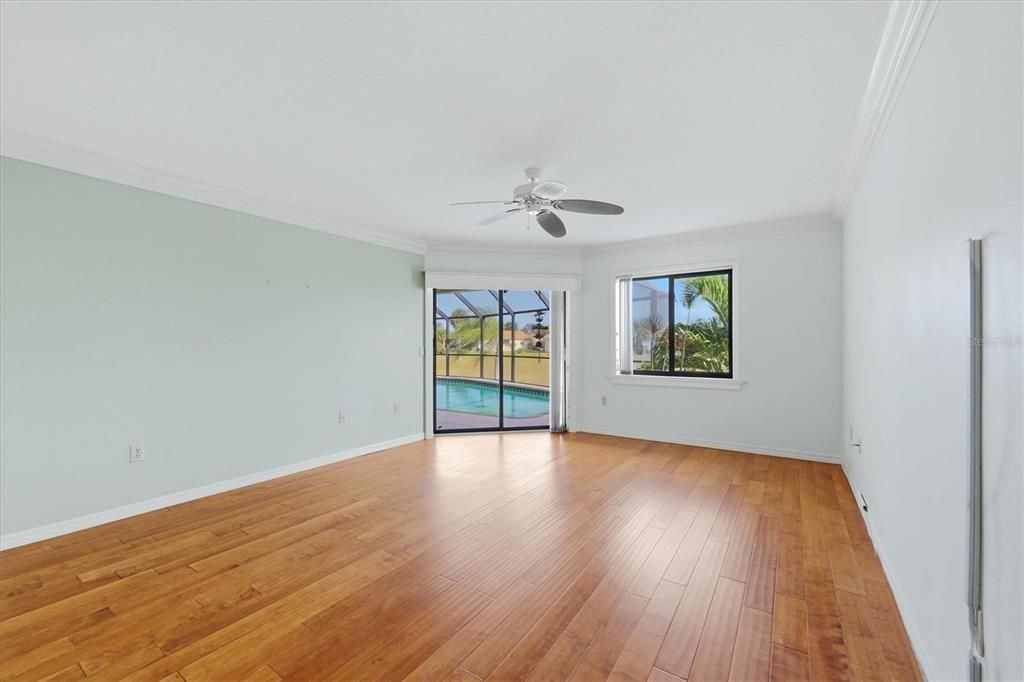 For Sale: $510,000 (2 beds, 3 baths, 2033 Square Feet)