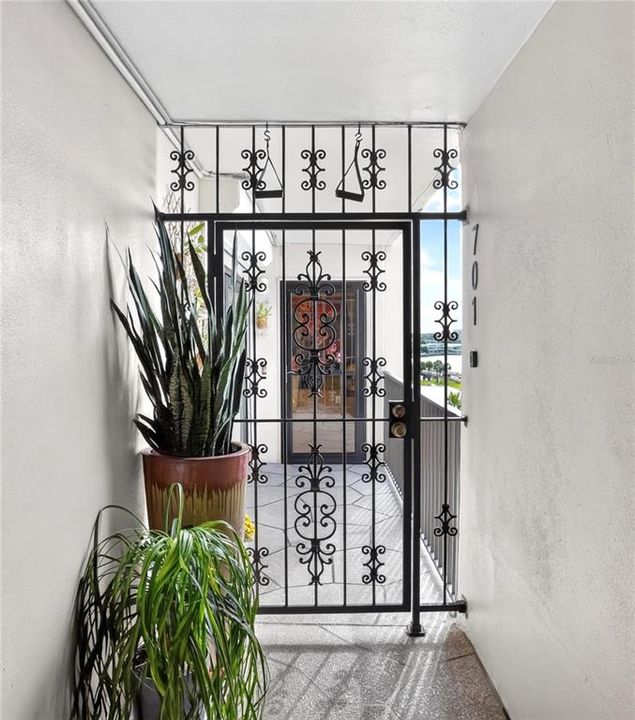 En Venta: $450,000 (2 camas, 2 baños, 1375 Pies cuadrados)