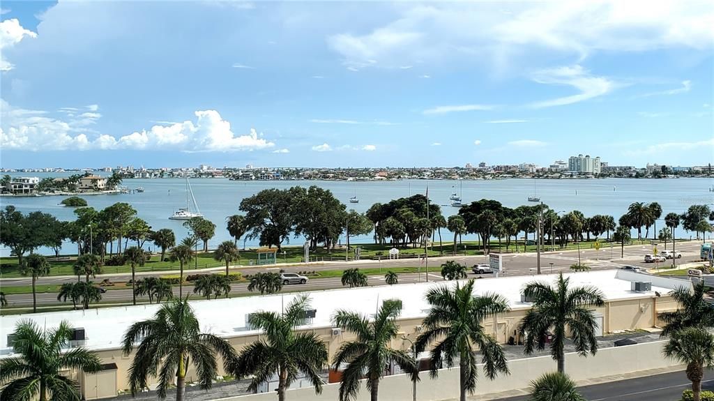 En Venta: $450,000 (2 camas, 2 baños, 1375 Pies cuadrados)