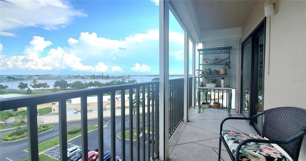 En Venta: $450,000 (2 camas, 2 baños, 1375 Pies cuadrados)
