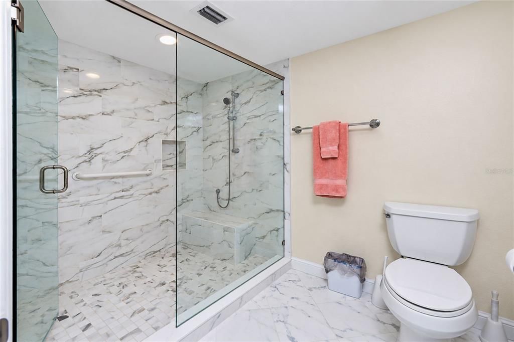 На продажу: $489,900 (4 спален, 2 ванн, 2358 Квадратных фут)