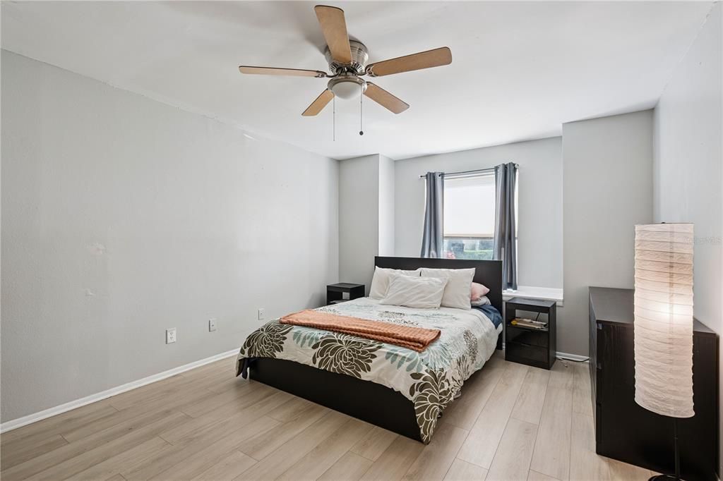 En Venta: $308,000 (3 camas, 2 baños, 1342 Pies cuadrados)
