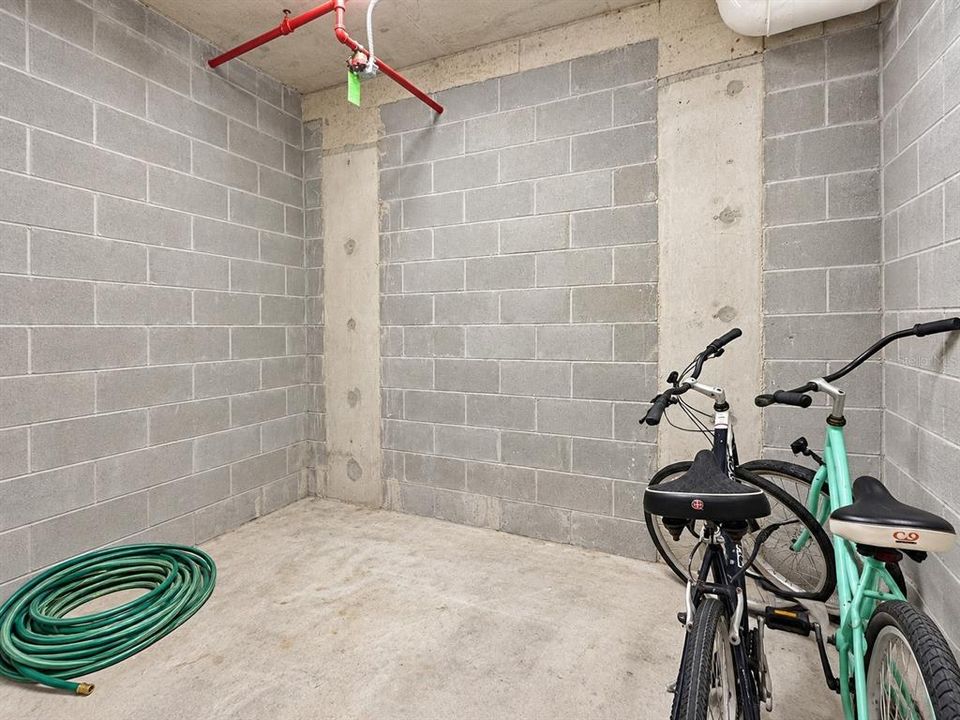 На продажу: $415,000 (3 спален, 2 ванн, 1601 Квадратных фут)