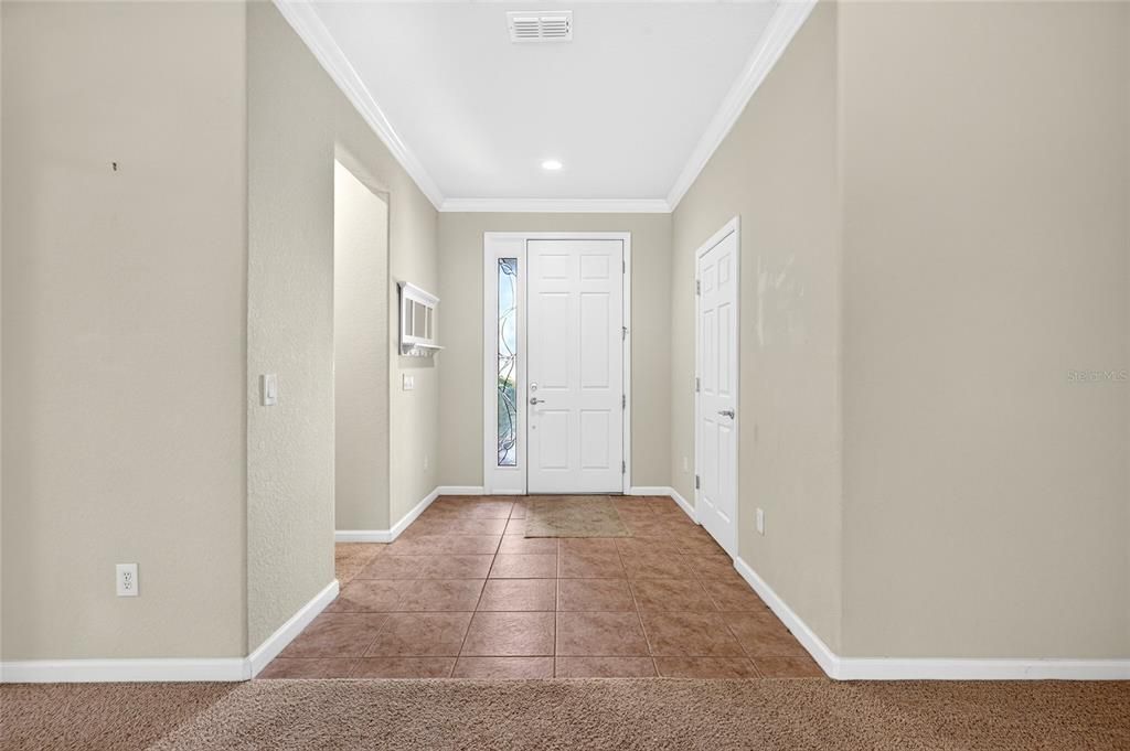 En Venta: $299,900 (2 camas, 2 baños, 1596 Pies cuadrados)