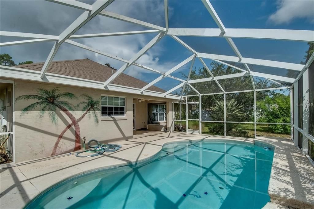 For Rent: $2,495 (3 beds, 2 baths, 1703 Square Feet)
