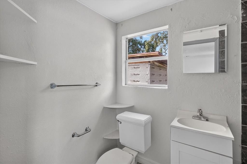 En Venta: $249,900 (3 camas, 2 baños, 1242 Pies cuadrados)