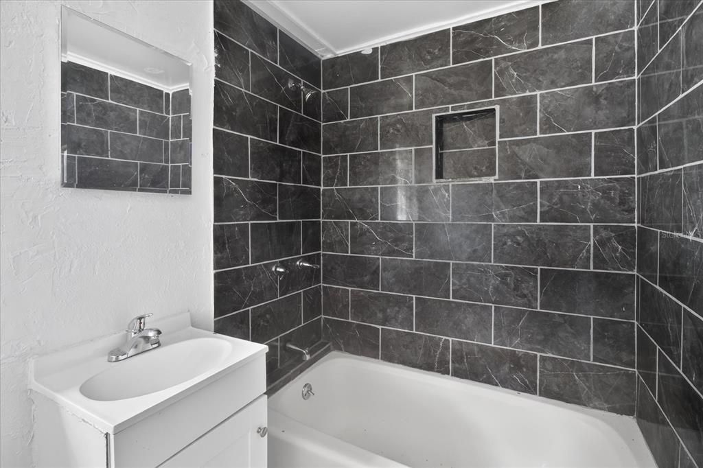 En Venta: $249,900 (3 camas, 2 baños, 1242 Pies cuadrados)