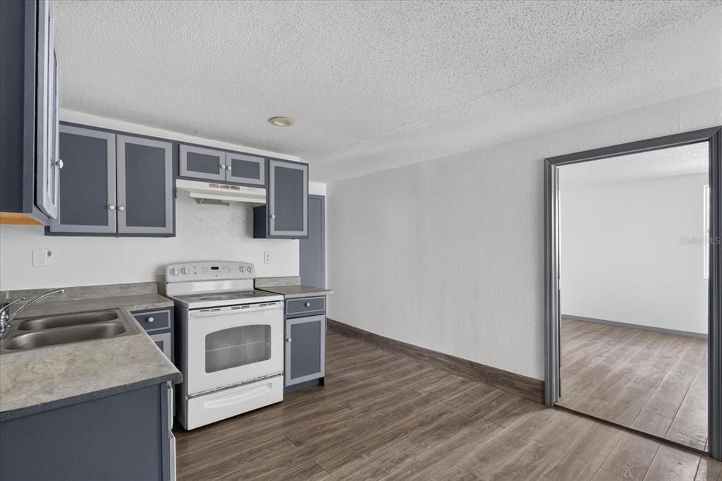 En Venta: $249,900 (3 camas, 2 baños, 1242 Pies cuadrados)
