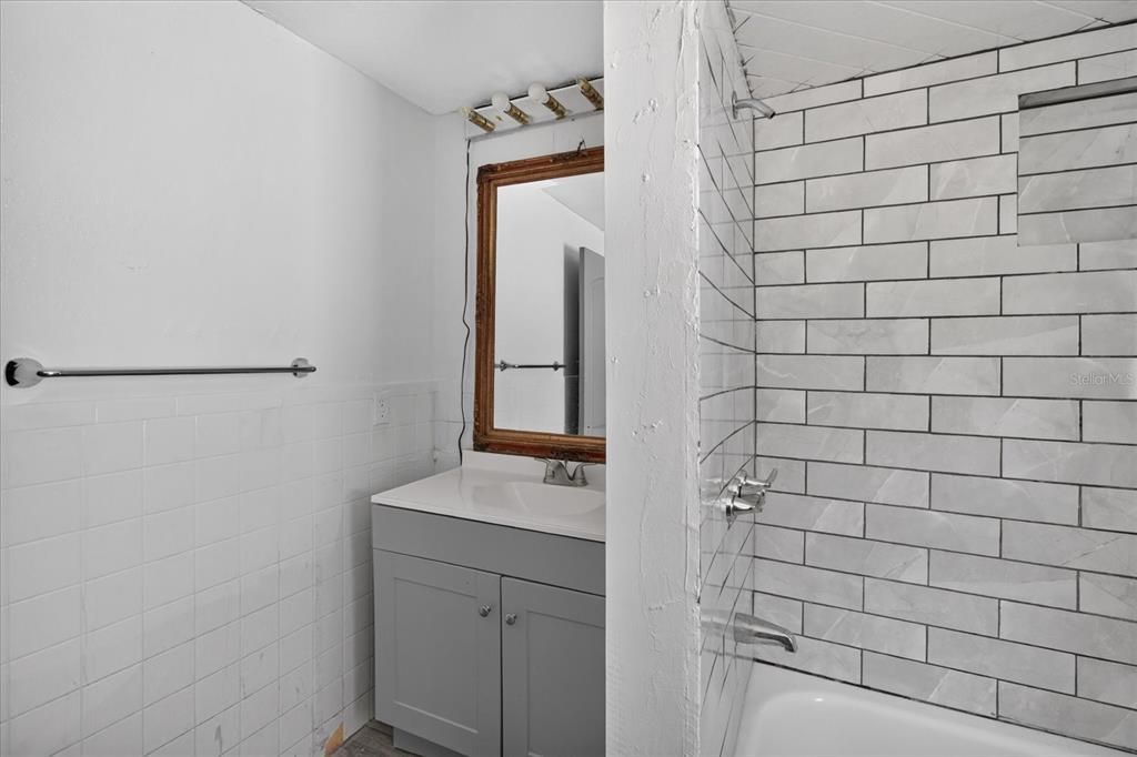 En Venta: $249,900 (3 camas, 2 baños, 1242 Pies cuadrados)