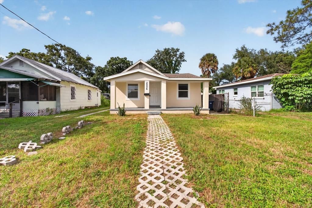 En Venta: $249,900 (3 camas, 2 baños, 1242 Pies cuadrados)