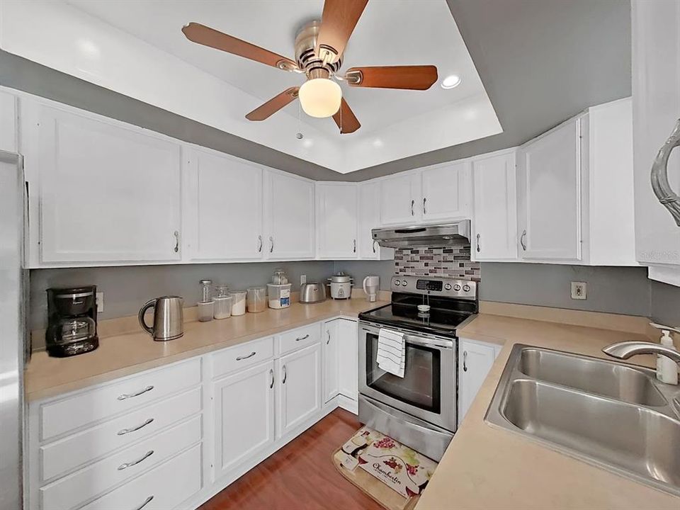 En Venta: $219,000 (2 camas, 2 baños, 1450 Pies cuadrados)