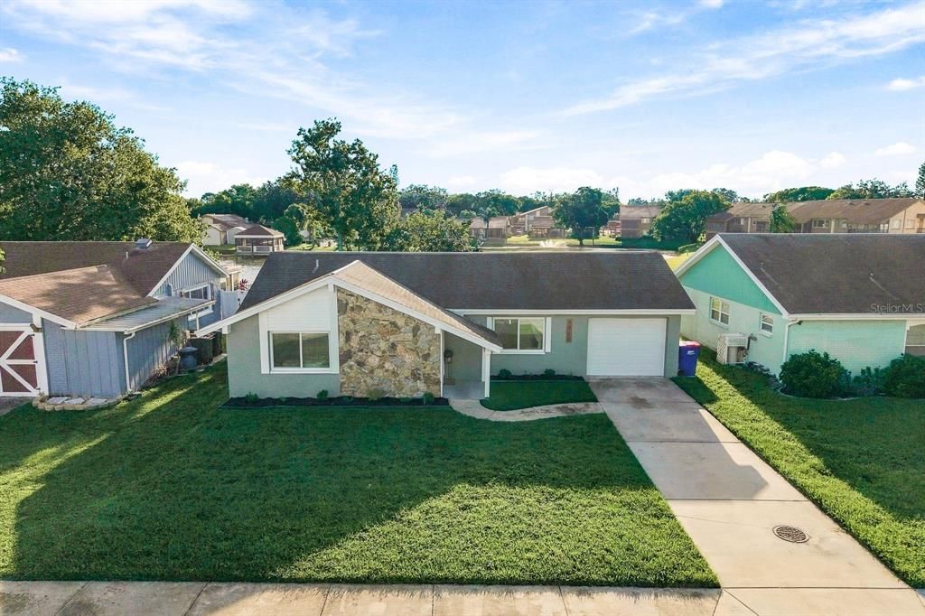 For Sale: $299,000 (3 beds, 2 baths, 1176 Square Feet)